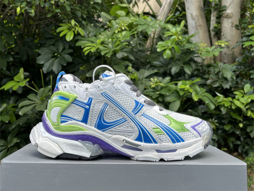 B 17FW Tripe-S High End Sneaker-647