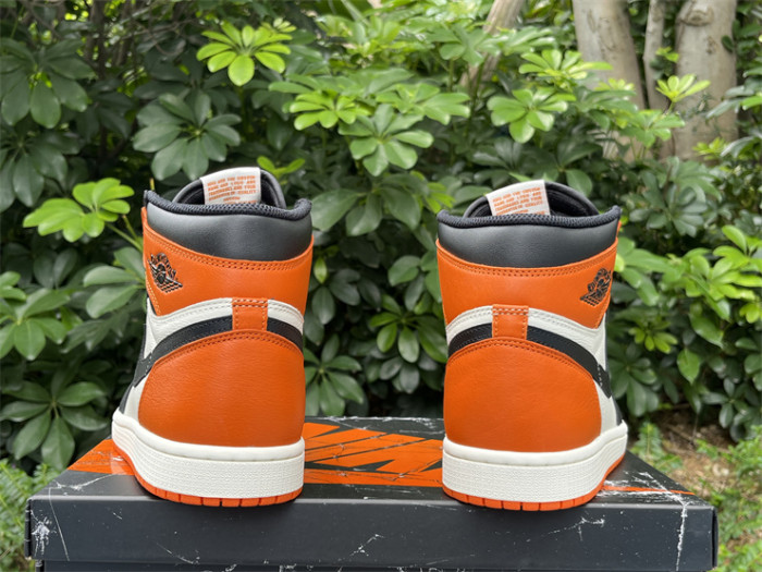 Authentic  Air Jordan 1 Retro High OG  Shattered Backboard   2025