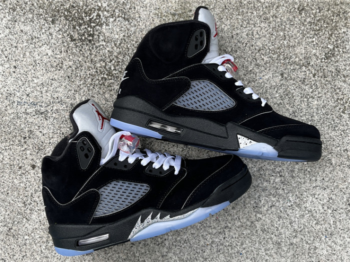 Authentic Air Jordan 5 “Black Metallic Reimagined”   GS