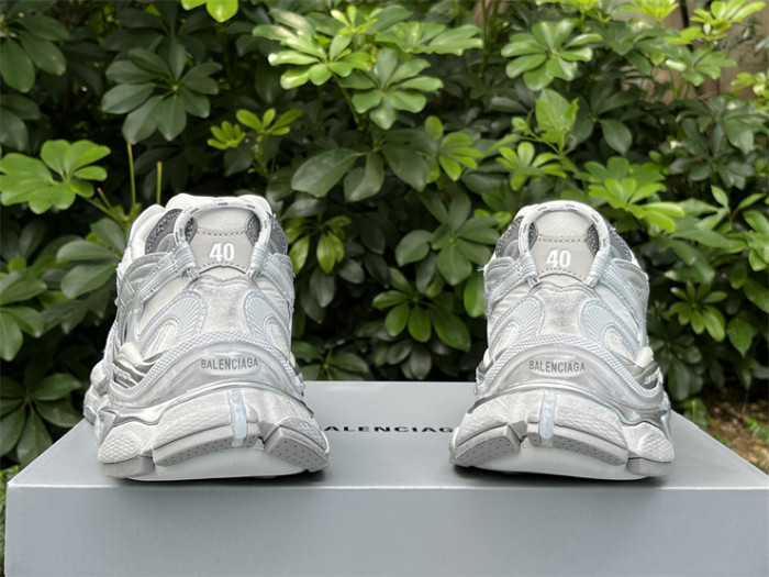 B 17FW Tripe-S High End Sneaker-648