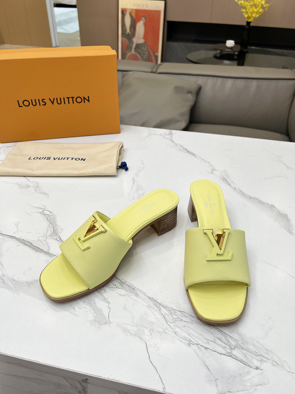 LV women Sandals 1：1 Quality-1074