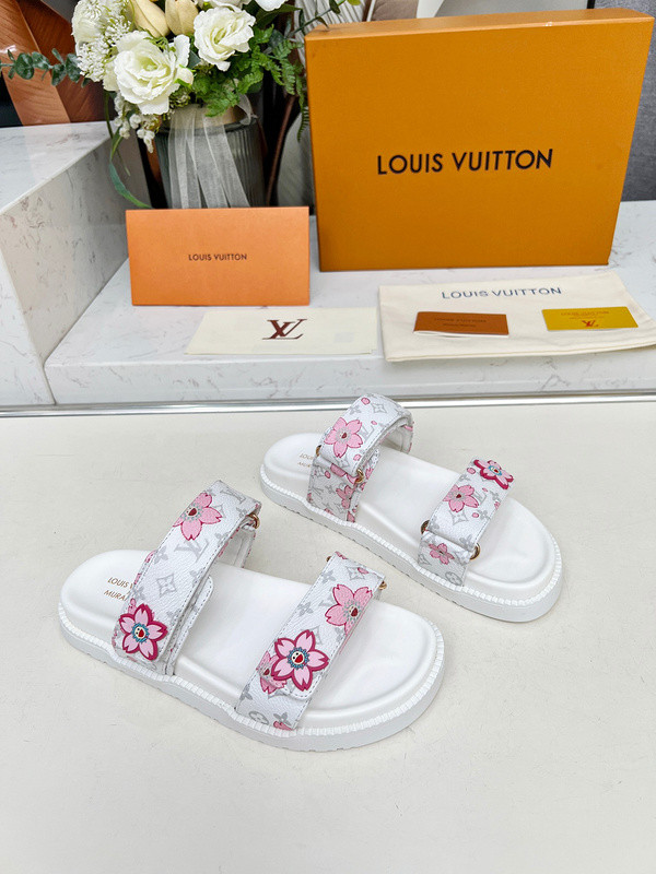 LV women Sandals 1：1 Quality-1071