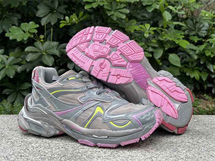 B 17FW Tripe-S High End Sneaker-651