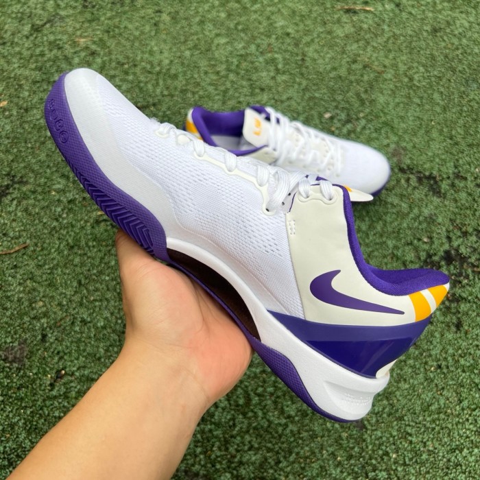 Authentic  Nike Kobe 8 Protro White Court Purple