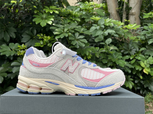 B 17FW Tripe-S High End Sneaker-655