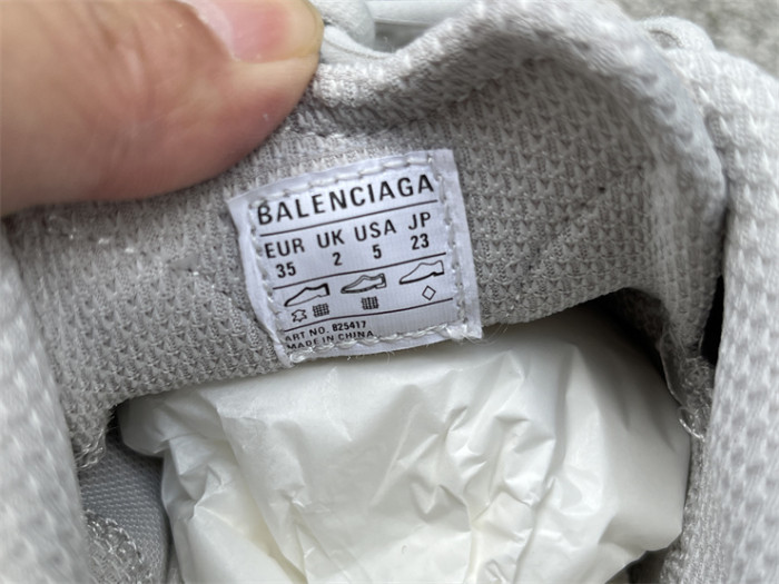 B 17FW Tripe-S High End Sneaker-653