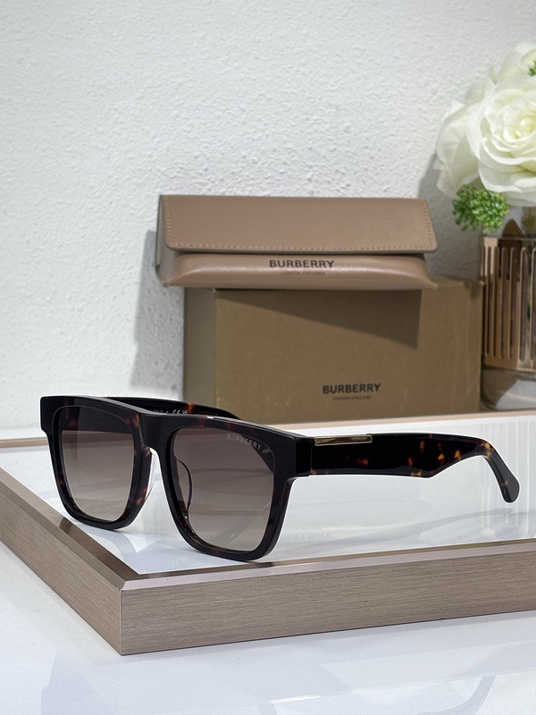 Burberry Sunglasses AAAA-3165