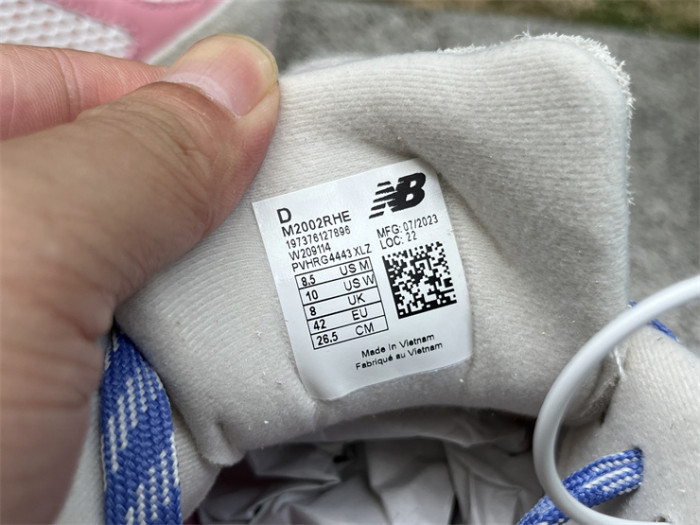 B 17FW Tripe-S High End Sneaker-655