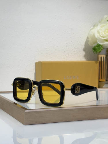 Loewe Sunglasses AAAA-842