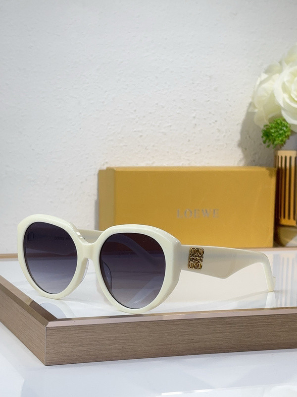 Loewe Sunglasses AAAA-778