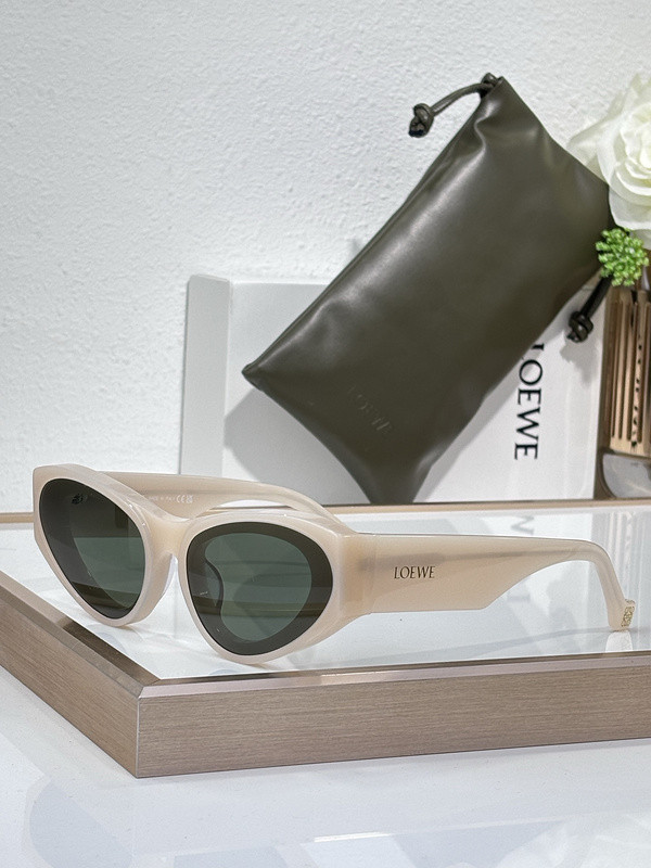 Loewe Sunglasses AAAA-898