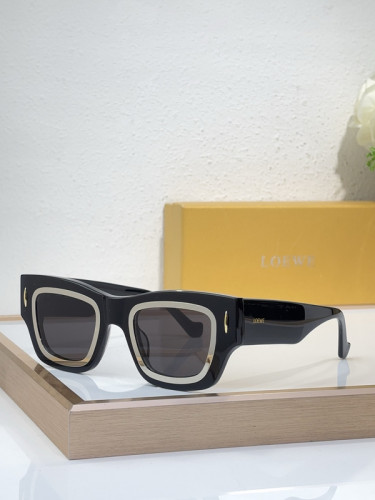 Loewe Sunglasses AAAA-768