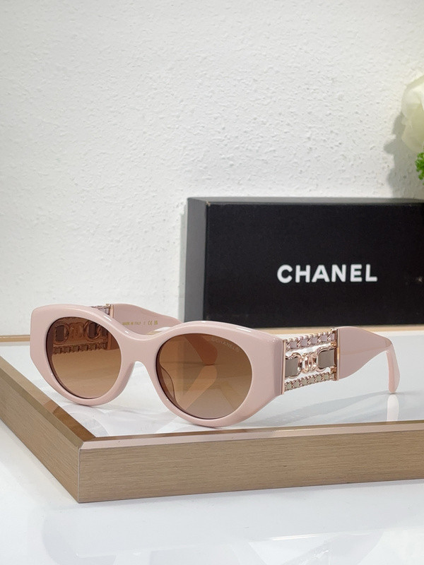 CHNL Sunglasses AAAA-5266