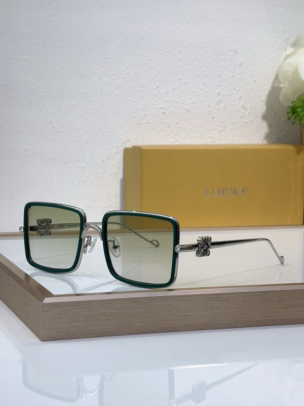 Loewe Sunglasses AAAA-800