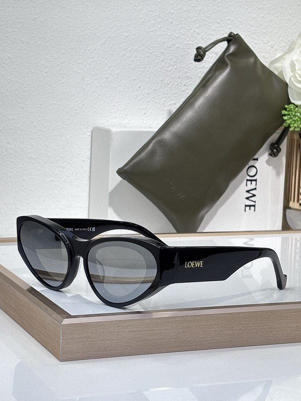Loewe Sunglasses AAAA-895