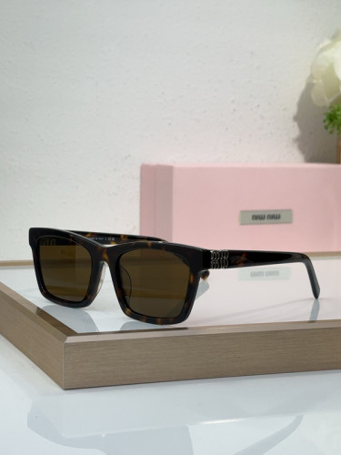 Miu Miu Sunglasses AAAA-1947