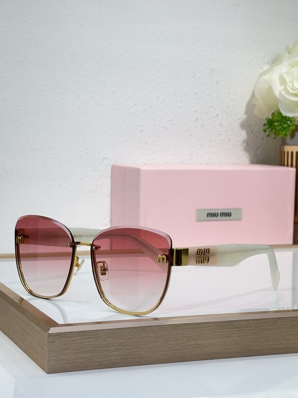 Miu Miu Sunglasses AAAA-1887