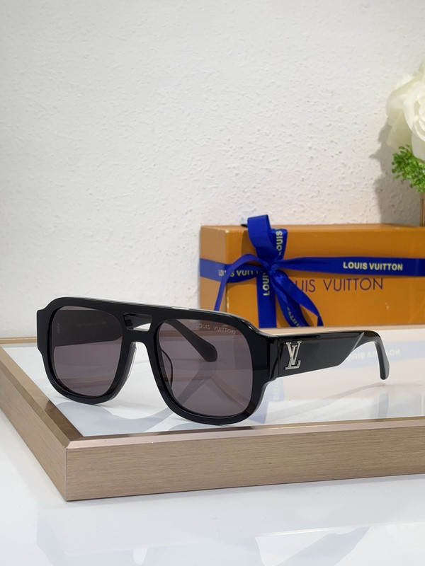 LV Sunglasses AAAA-6118
