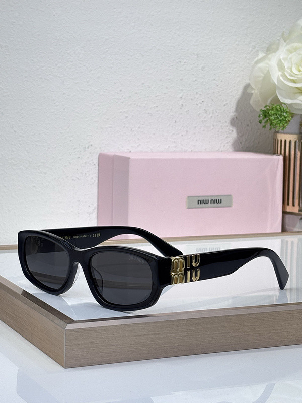 Miu Miu Sunglasses AAAA-2054