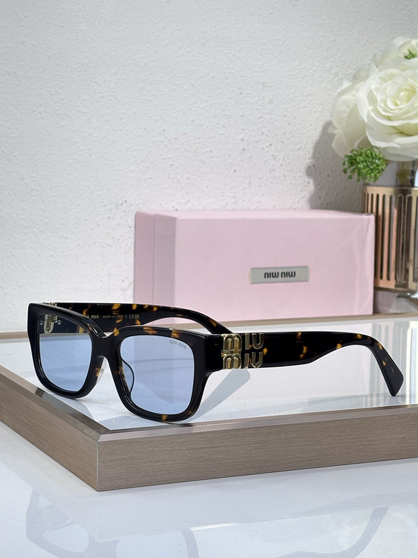 Miu Miu Sunglasses AAAA-2057