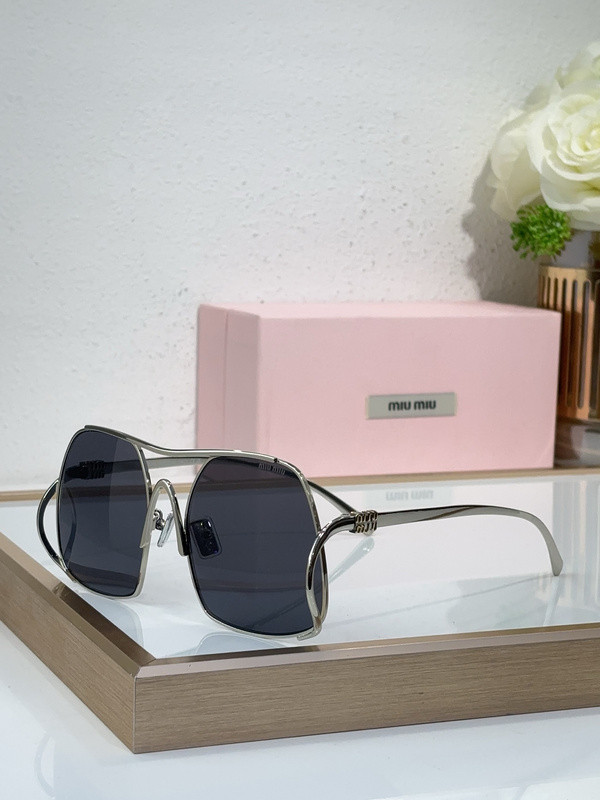 Miu Miu Sunglasses AAAA-1978
