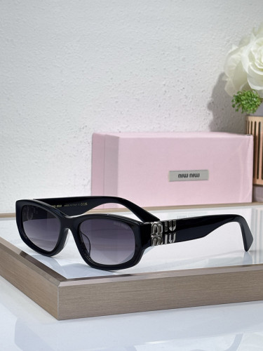 Miu Miu Sunglasses AAAA-2050