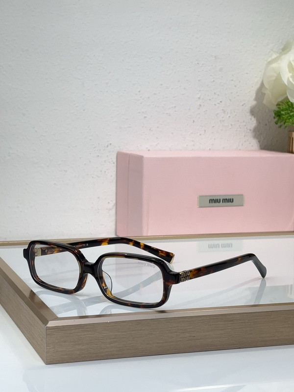 Miu Miu Sunglasses AAAA-1963