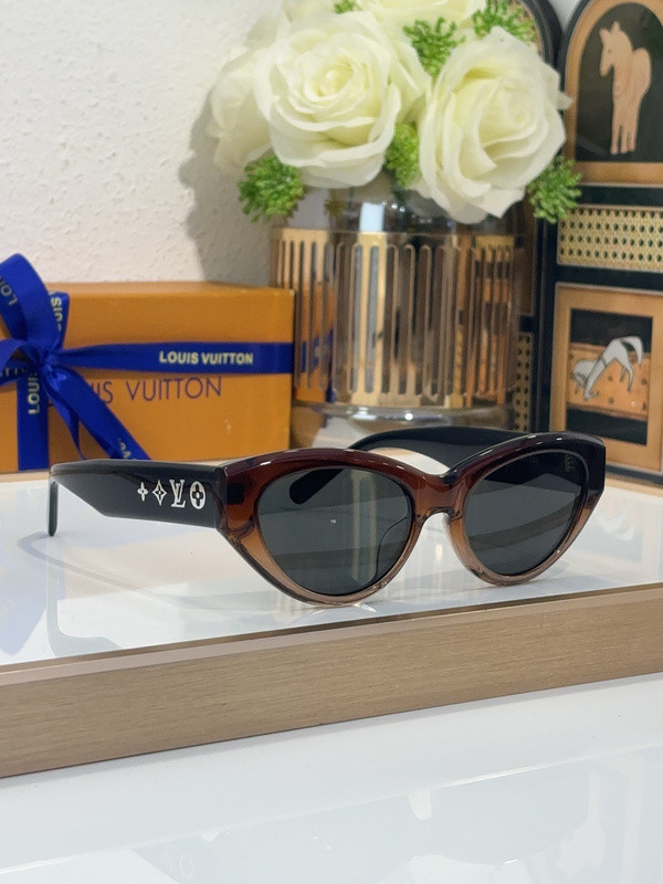 LV Sunglasses AAAA-6170