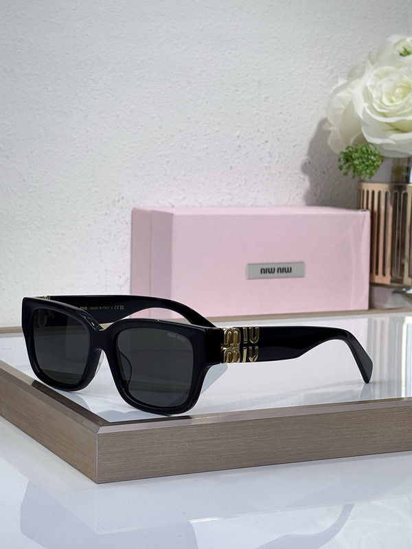 Miu Miu Sunglasses AAAA-2058