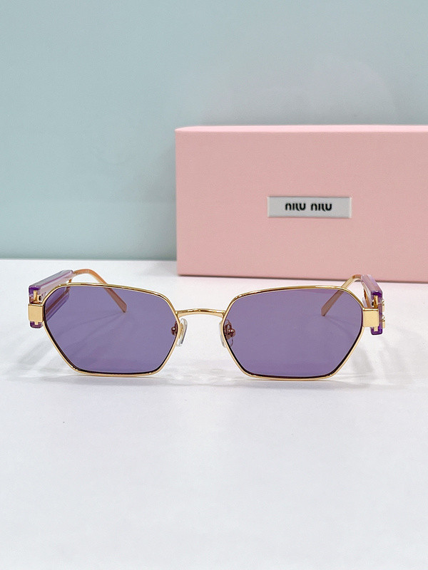 Miu Miu Sunglasses AAAA-1955