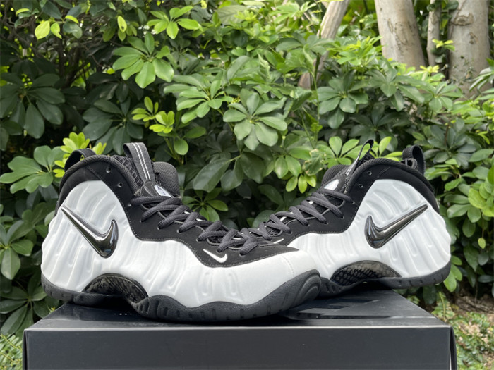 Authentic Nike Foamposite Pro “Wolf Grey”
