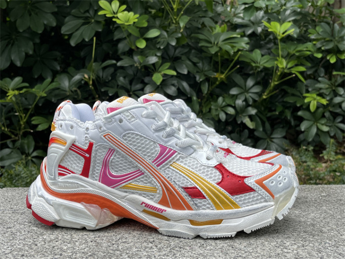 B 17FW Tripe-S High End Sneaker-658