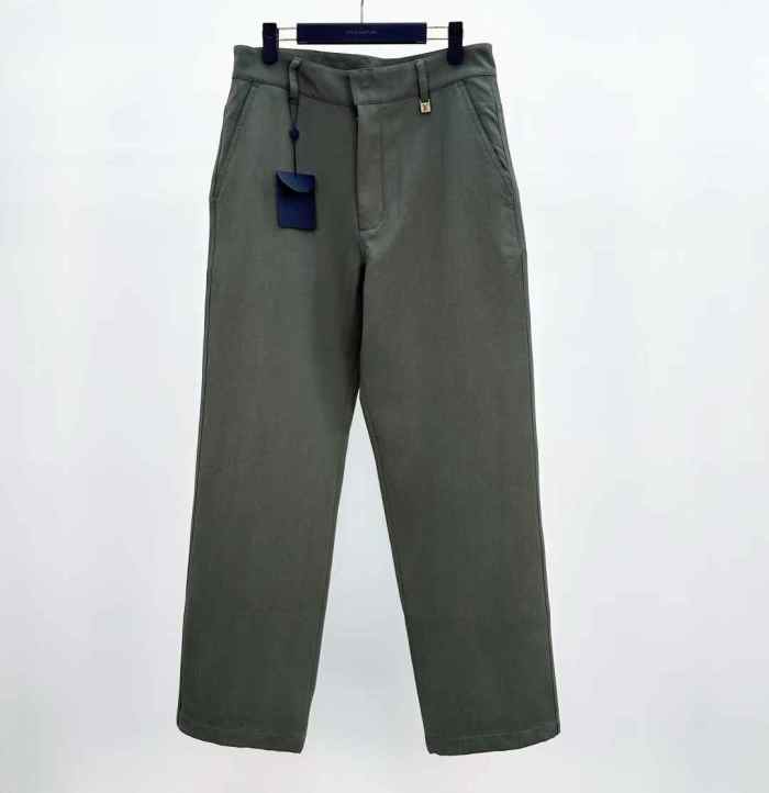 LV Pants High End-125