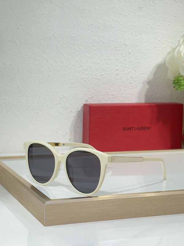 YL  Sunglasses AAAA-1339