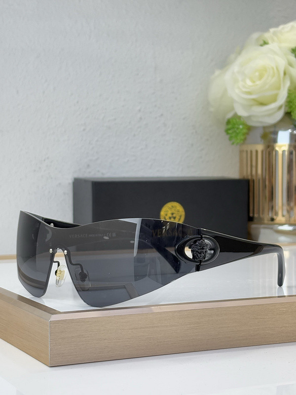Versace Sunglasses AAAA-3722