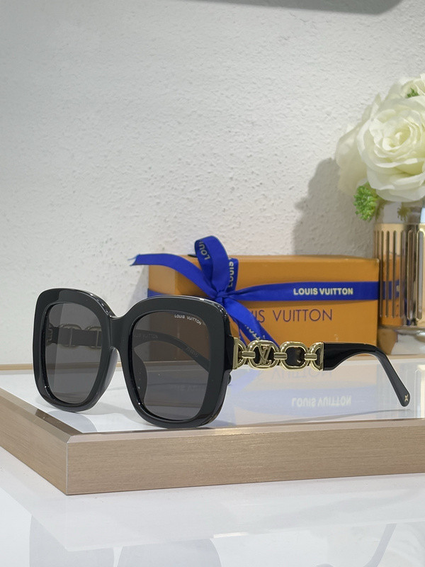 LV Sunglasses AAAA-6539