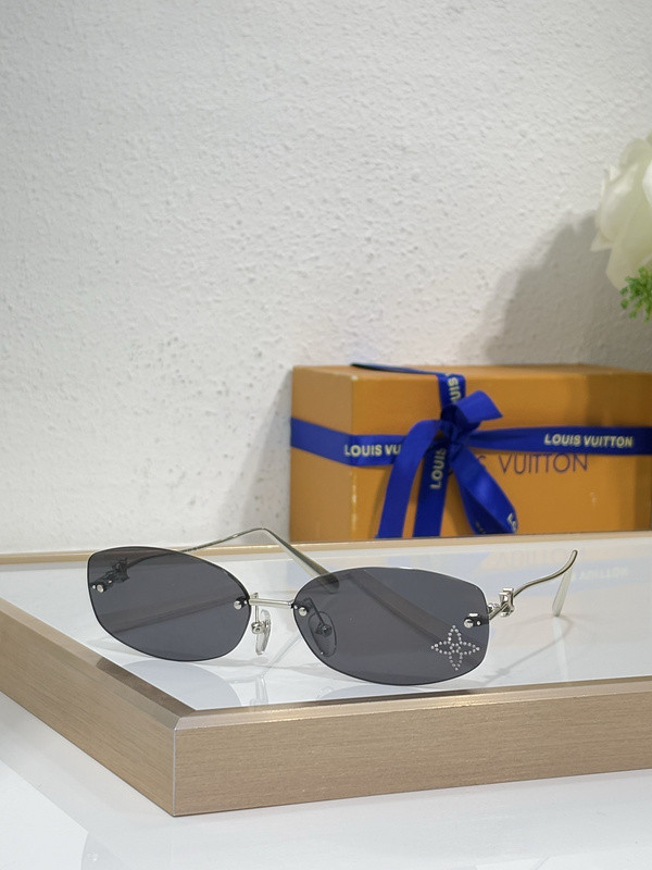 LV Sunglasses AAAA-6654