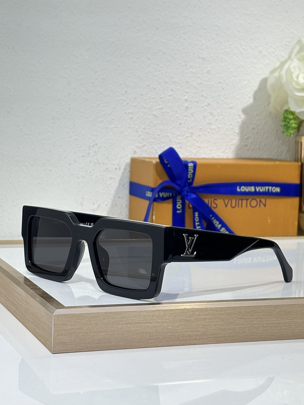 LV Sunglasses AAAA-6476