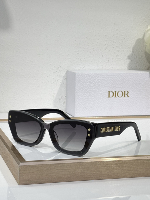 Dior Sunglasses AAAA-3733