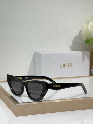 Dior Sunglasses AAAA-3804