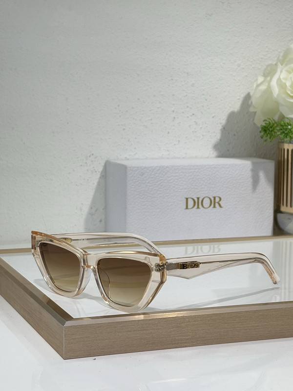 Dior Sunglasses AAAA-3808