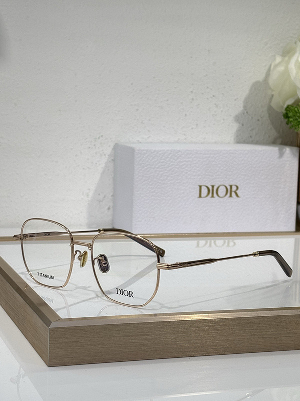 Dior Sunglasses AAAA-3708