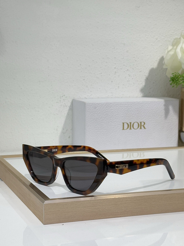 Dior Sunglasses AAAA-3809