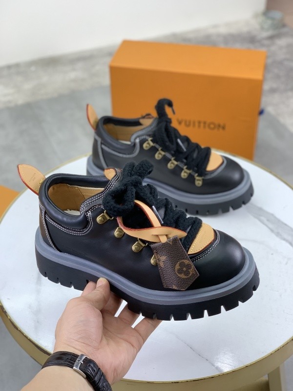 LV Women Shoes 1:1 Quality-1219