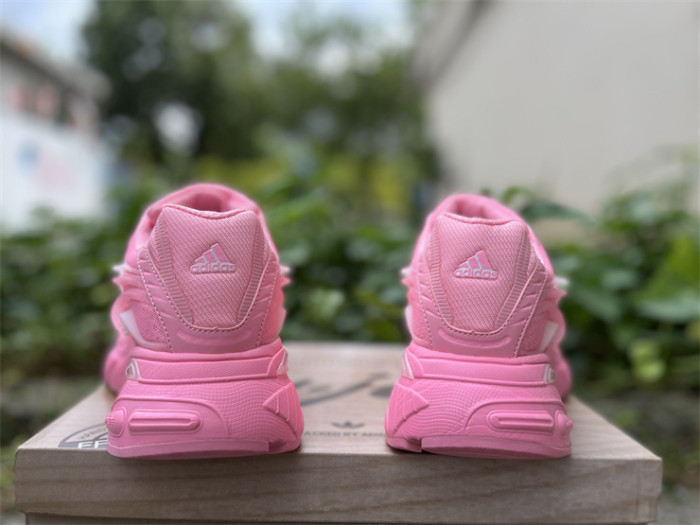 Pharrell Willams x AD Jellyfish-014