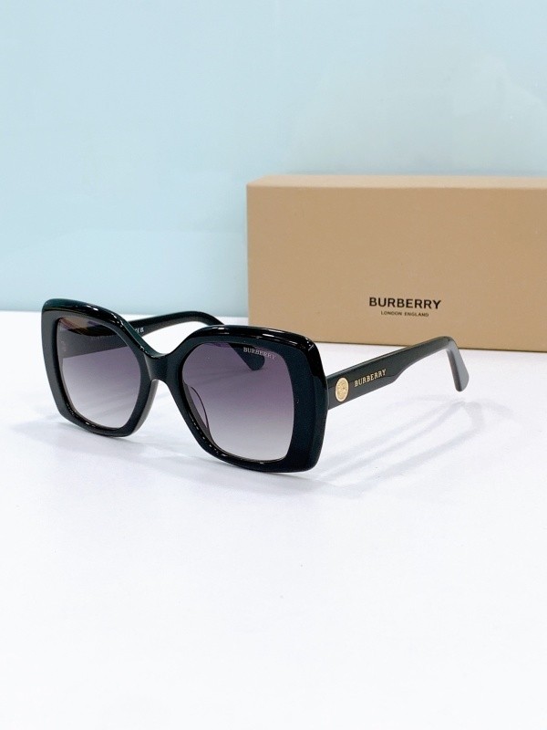 Burberry Sunglasses AAAA-3263