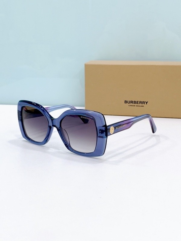 Burberry Sunglasses AAAA-3262
