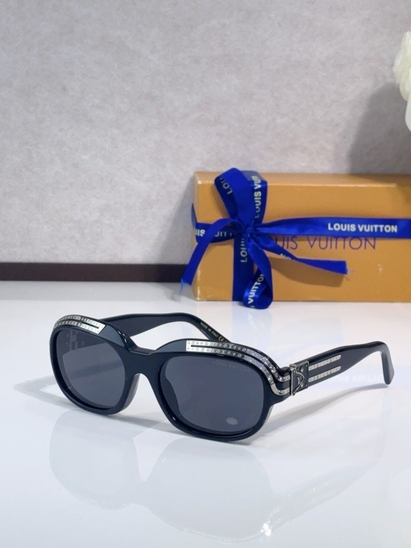 LV Sunglasses AAAA-6742