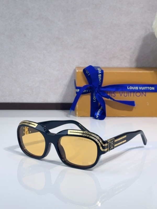 LV Sunglasses AAAA-6744