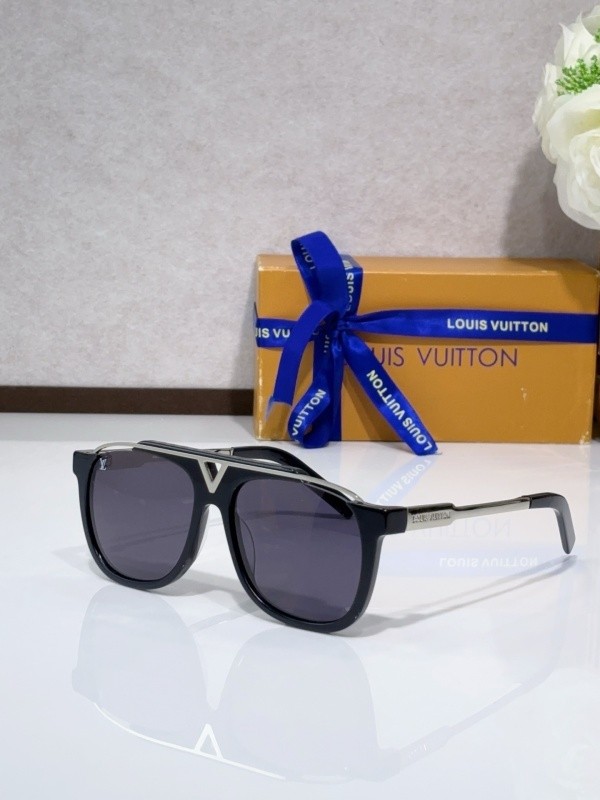 LV Sunglasses AAAA-6710